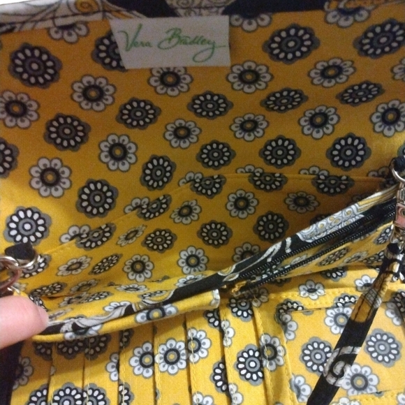 Retired Vera Bradley Yellow Bird Crossbody Wallet Attachable Strap Multipocketed - Picture 10 of 12